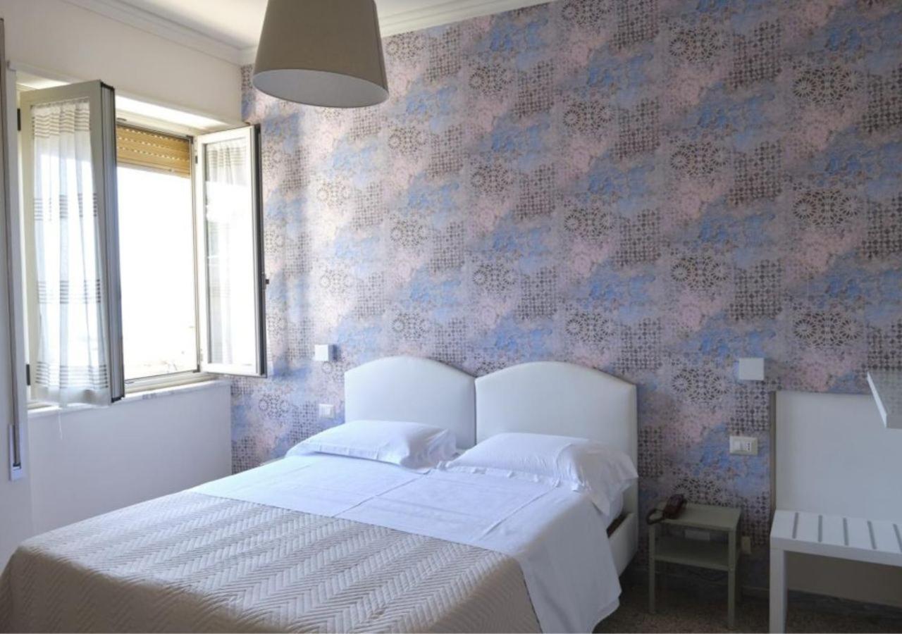 Hotel Del Golfo Formia Zewnętrze zdjęcie