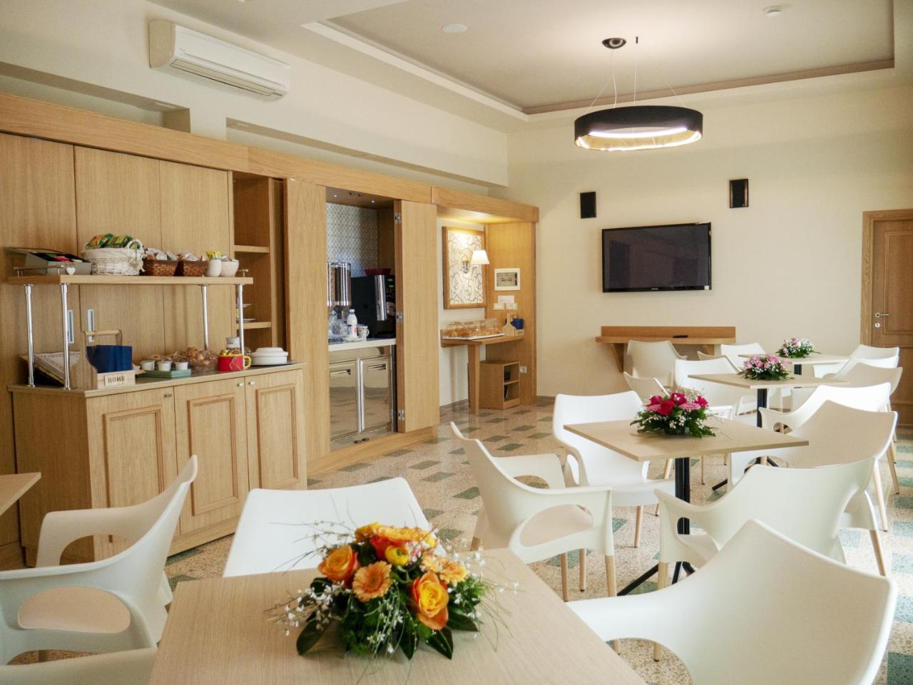 Hotel Del Golfo Formia Zewnętrze zdjęcie